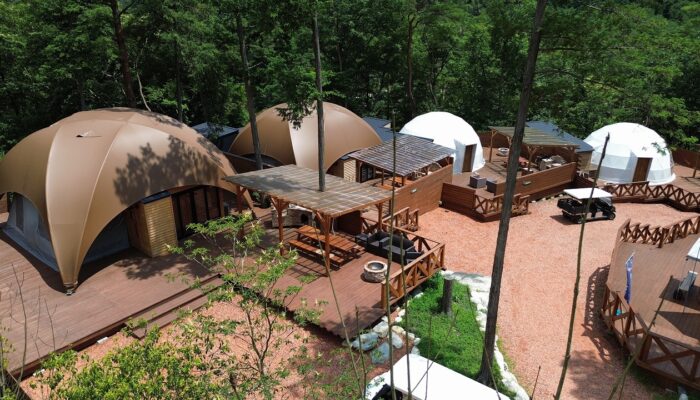 グランピング CrossOver Lodge - 【公式】フォレストドーム付知峡